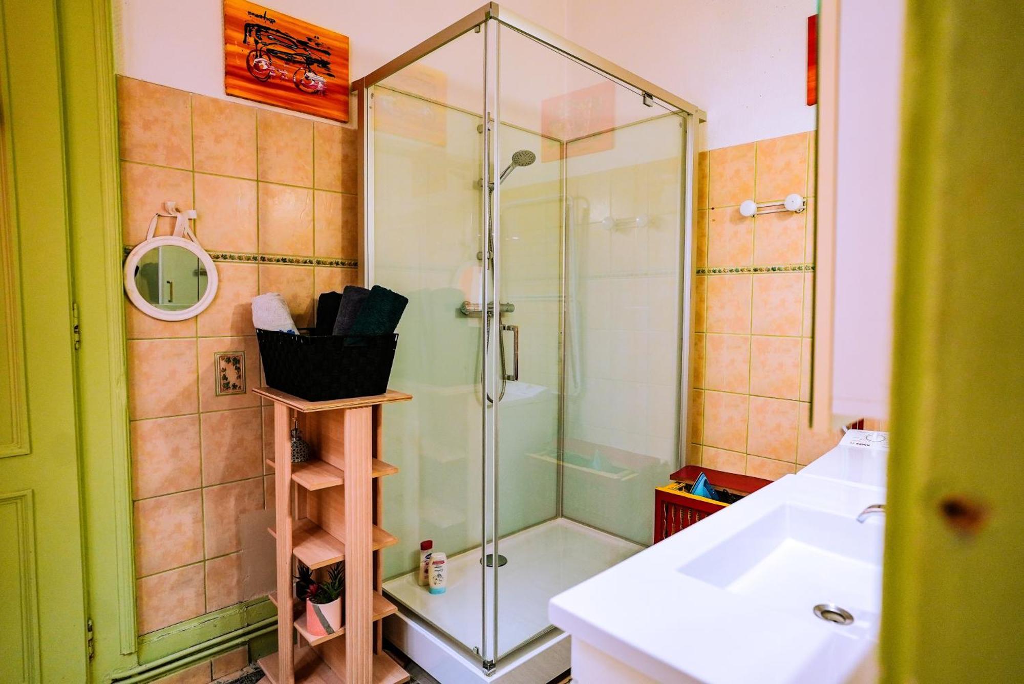 Le St Amour Elegant 2 Chambres *Wifi/Super Centre* เบอซองซง ภายนอก รูปภาพ